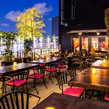 なんば高島屋8階◎店内は屋上イルミネーションを楽しめます♪