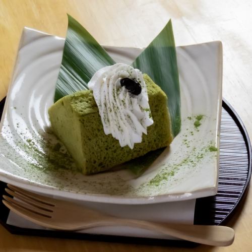 [11: 00 ~ 17: 00] The sweetness of Japanese Cafe Poaro.
