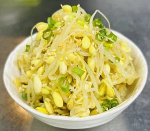 Bean sprouts namul