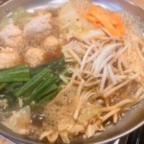 Our specialty! Addictive Dan Dan Hot Pot