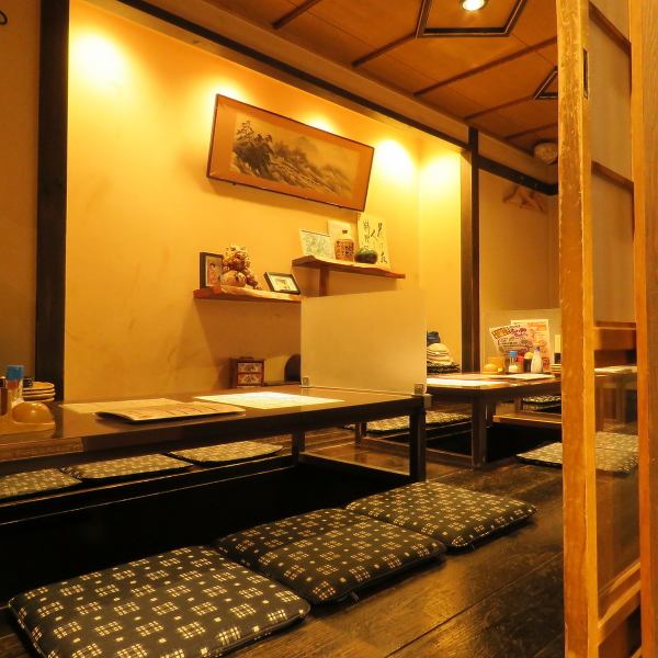 居酒屋定番メニューどて焼き、串カツ、おでんから本格的なお寿司、洋食の定番ナポリタンまで、バラエティ豊富なメニューに季節毎の旬メニューも加わって、いつ来ても飽きないお店作りを目指しています。