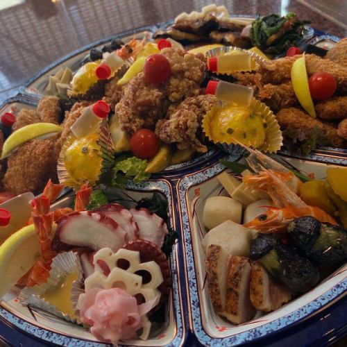 How about Nishiki's hors d'oeuvres, perfect for home parties and large gatherings?

We offer a wide variety of dishes, including fried foods, vinegared dishes, grilled dishes, and stews, and are very popular with our customers.

We look forward to your reservation via DM or phone 😊

*Hors d'oeuvres must be ordered at least 3 days in advance.
*The photo shows hors d'oeuvres for five people.

#Banshu Nishiki #Himeji Hors D'oeuvres #Himeji Gourmet #Banshu Autumn Festival