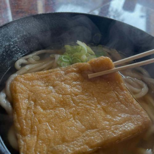 什麼❗️❗️
《藤畫報》是一本擁有120年歷史的生活風格雜誌。
可透過郵購網站「Fujingaho Mail Order」訂購
錦烏龍麵現已開賣◎😃

首先是四種經典口味的組合：狐狸肉和天婦羅。

無論您身在何處，都可以在家享用錦的美味😊

請把它當作禮物送人或犒賞自己✨

#錦 #姬路烏龍麵 #郵購 #Fujinaho郵購 #Banshu Nishiki