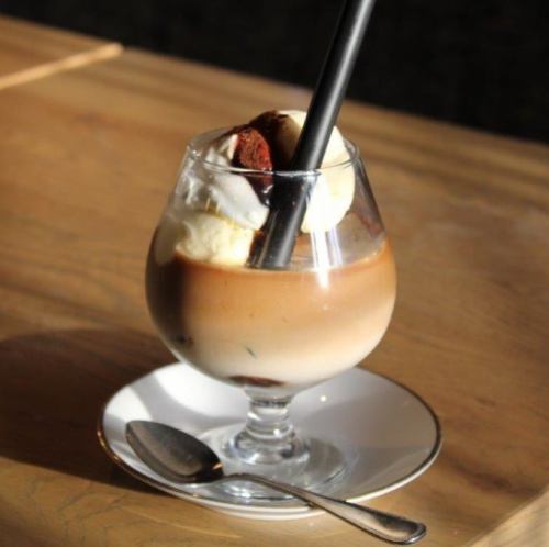 カフェドゥジュレ