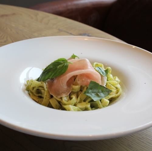 生ハムのジェノバソース