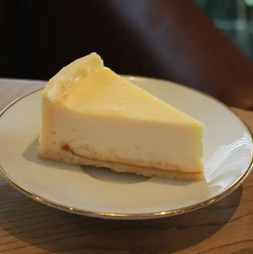ベイクドチーズケーキ