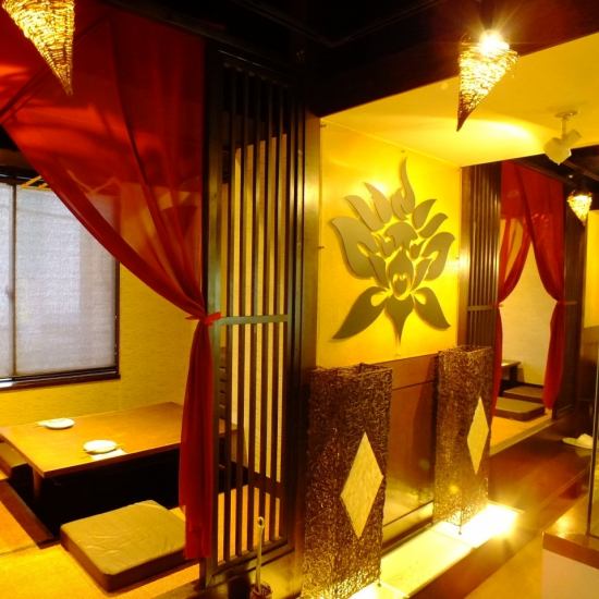 A relaxing Asian resort space that makes you forget the hustle and bustle of the city.