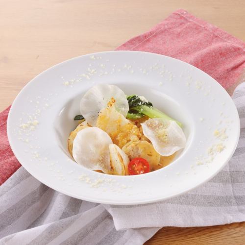 舌平目のムニエル　イセエビ風味のデュグレレソース　