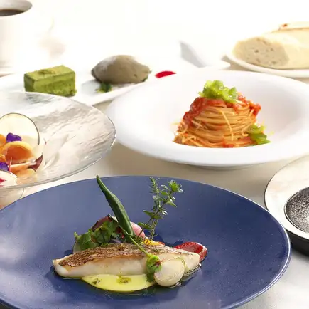  ランチ   【Special Lunch Course】前菜盛り合わせ、パスタ、メイン