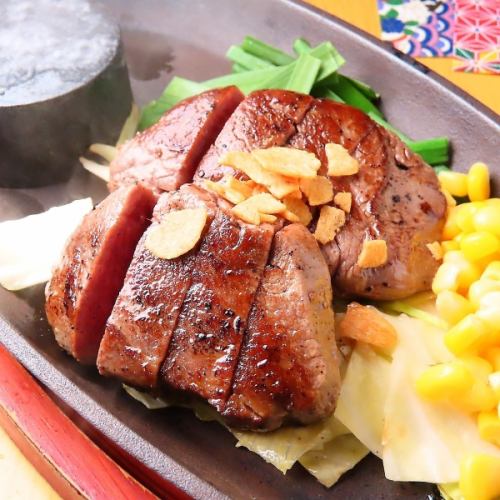 Beef fillet from Kumamoto Prefecture <120g>