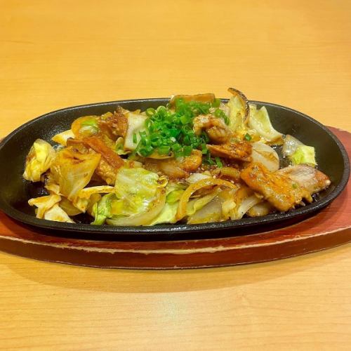 ピリ辛！国産黒毛和牛ホルモン鉄板