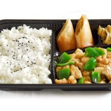 鶏肉ピーマン弁当