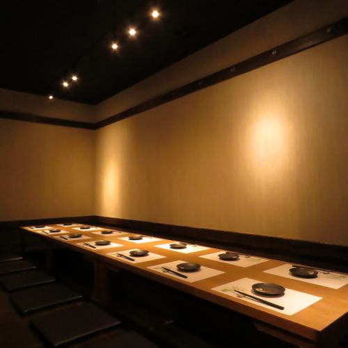 当店スグ裏にある離れ個室♪貸切にちょうどよいサイズで予約殺到中です。会社宴会や各種イベント、打上げなどにぜひご利用下さい。詳細はお気軽にお問合せ下さい☆浜松駅から歩いてすぐにございますが、閑静な敷地にございますので、お時間を忘れてごゆっくりとおくつろぎいただけます。