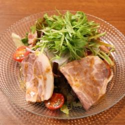 ローストポークサラダ
