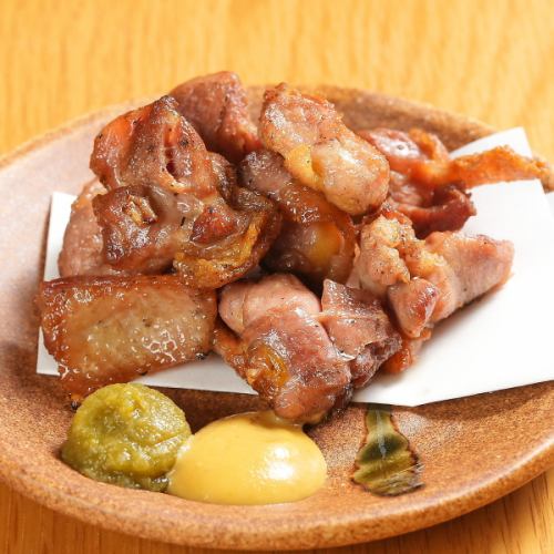 単品料理や炭火焼きなども