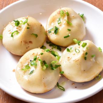 肉汁注意！焼小籠包