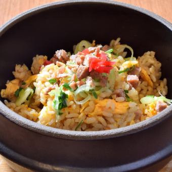 砂鍋炒飯