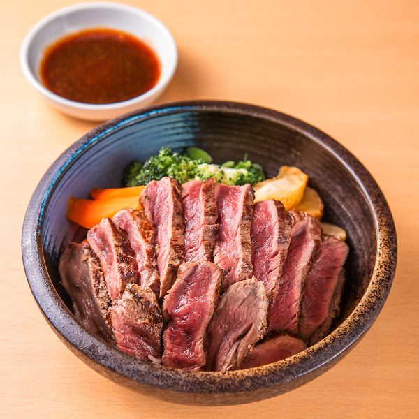 【ランチに最適！】低カロリーでヘルシーな馬ヒレステーキ丼