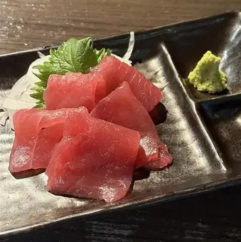 Tuna scraps