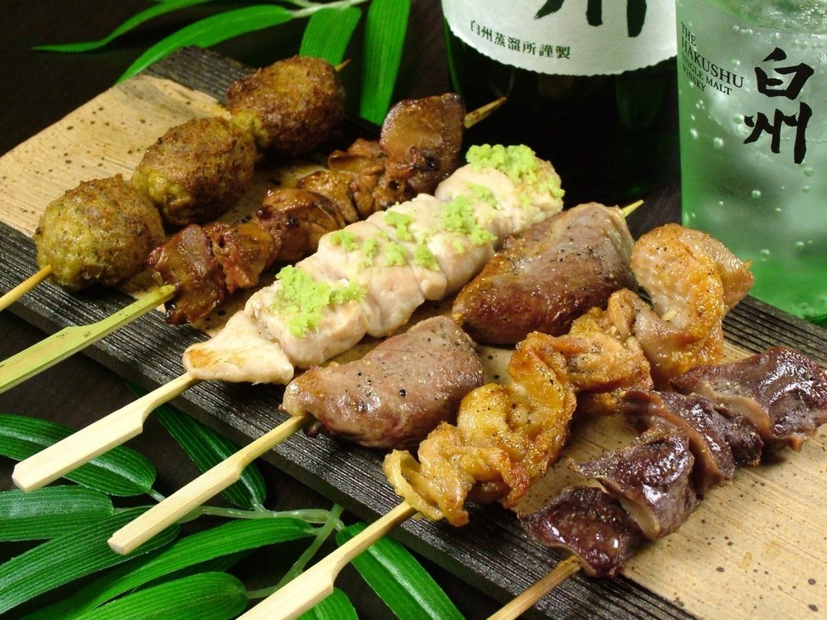 Even after work ◎ Enjoy exquisite charcoal-grilled yakitori...