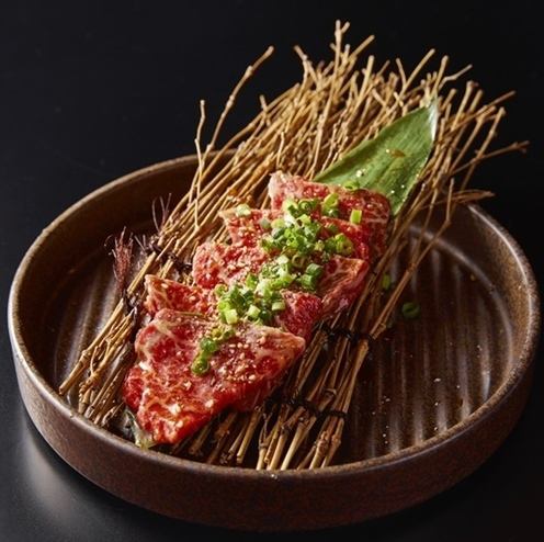 ≪Omi Beef purchased as a whole and delivered directly from Shiga Meat Center≫ We recommend a wide variety of red meat.