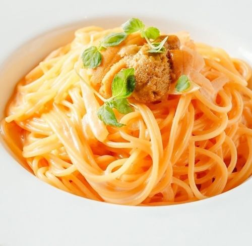 贅沢雲丹の濃厚クリームパスタ
