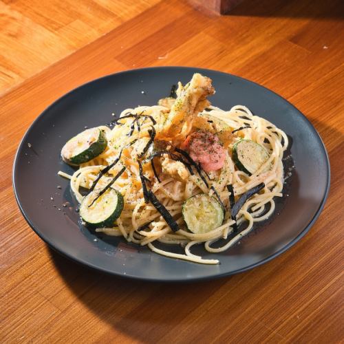 季節のパスタ ～明太子とズッキーニのパスタ舞茸のフリット添え～