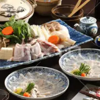 【豪華てっちり鍋】<鍋の王様>とらふぐ丸々1本~使用!豪華てっちり鍋コース