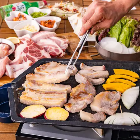【仅限晚餐自助餐】红薯三鲜猪肉生五花肉&韩式炸鸡自助餐 2750日元（含税）