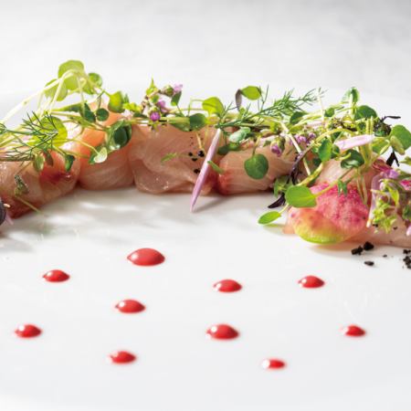 メインが選べるプリフィクスコース+乾杯スパークリングワイン(カフェフリー15時まで可)