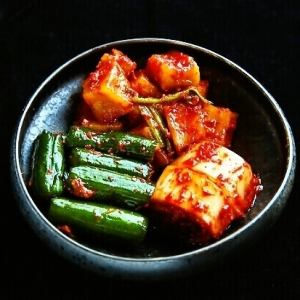 キムチ盛り合わせ