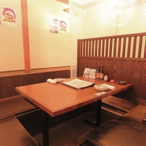 You can enjoy fresh fish in a calm space with sunken kotatsu seats.