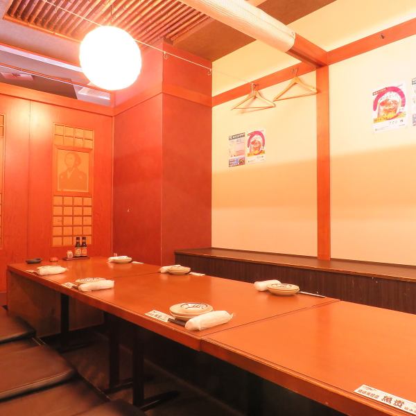 A private room with sunken kotatsu seats that can accommodate 13 to 20 people with a comfortable atmosphere. Great for small drinking parties, corporate parties, and other large gatherings! For large parties of 50 to 60 people. We also accept reservations for private use! *Please contact us as soon as possible when making reservations.