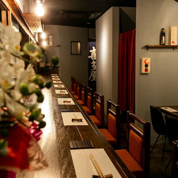 お1人様でのご来店を心より歓迎いたします！周りを気にせず、美味しい料理とお酒をゆっくりと堪能できるお席をご用意。仕事帰りにふらっと立ち寄れる心地よい空間で、一日の疲れをリセットしませんか◎！