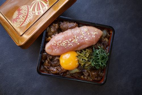 「めんたい和牛重」〈博多名物〉黒毛和牛A5ランク使用