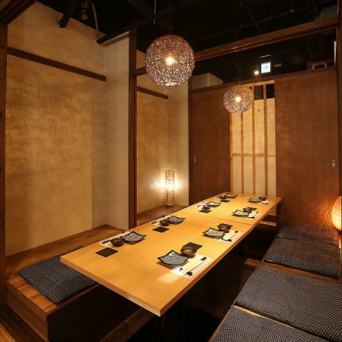 Recommended for all kinds of parties. The sunken kotatsu private room can accommodate up to 80 people!