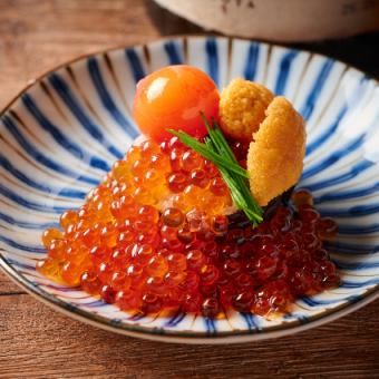★Luxury Special Course★ 3-hour all-you-can-drink included <6,000 yen><10 dishes> Specialty! Bite-sized thick rolls of sea urchin and salmon roe course