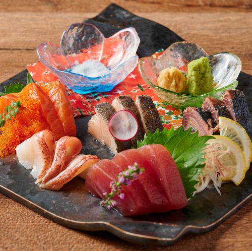 Directly delivered from Toyosu: A gorgeous selection of 5 kinds of fresh fish