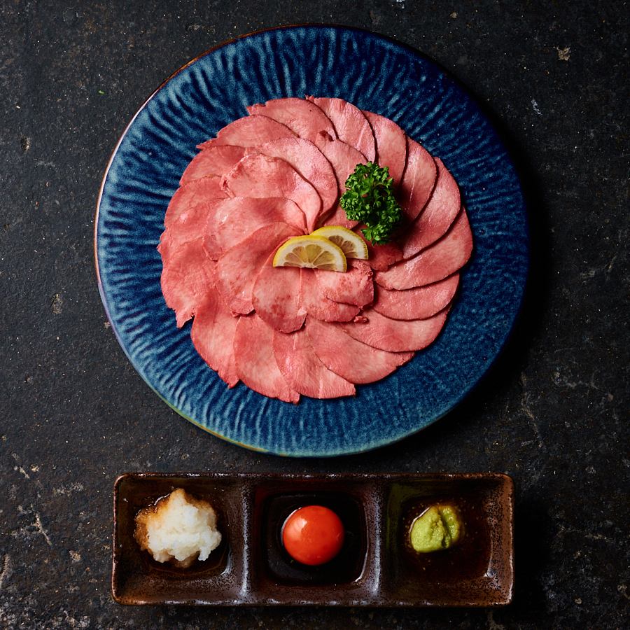 お肉大好きな方は必見★鶏・豚・牛(タン)を使った本格料理！