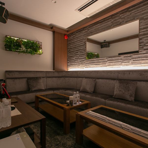 Enjoy all-you-can-drink in a private room with karaoke♪