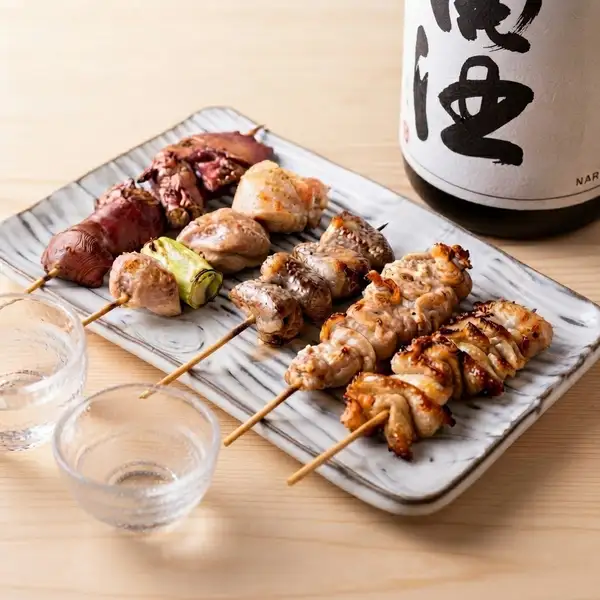 備長炭で焼く当店のやきとんは美味しさも格段にアップ!贅沢な食感と味わいが楽しめる至福のひとときを♪