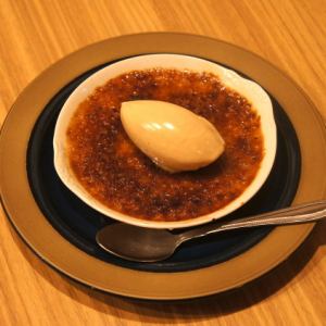 Creme brûlée for adults with rum raisin scent