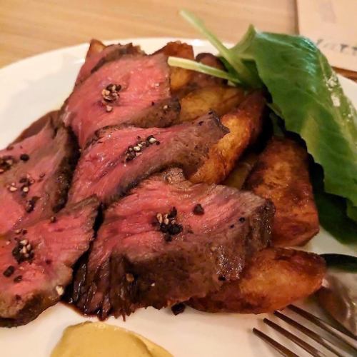 Ibaraki Prefecture Kuroge Wagyu Beef Steak & French Fries~Red Wine and Garlic Sauce~