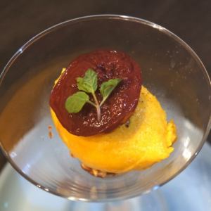 かぼちゃのムースといちじくのコンポート