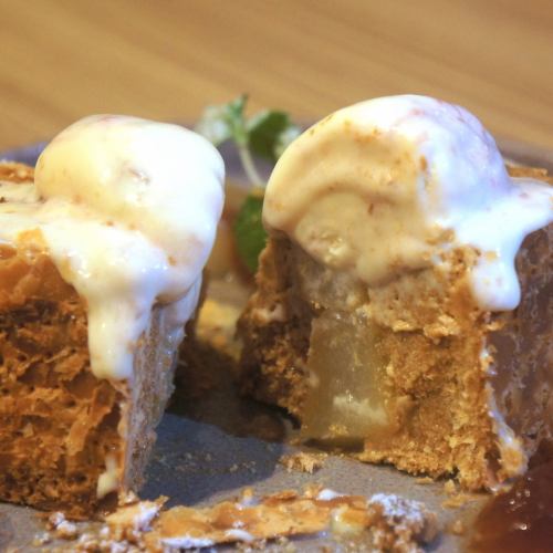 洋梨とキャラメルクリームのナポレオンパイ