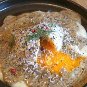 Potato cream with soft-boiled egg and mushroom sauce