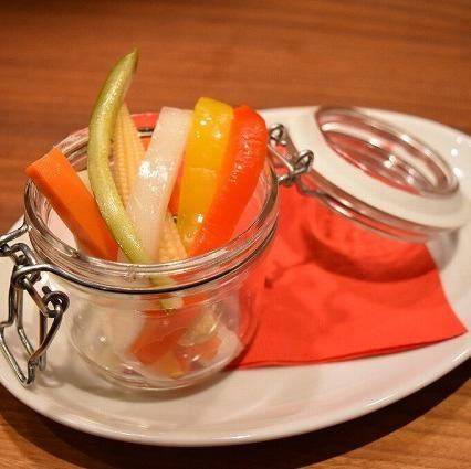 瓶詰めピクルス