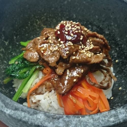 Tosa Akaushi stone-grilled bibimbap rice