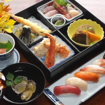 【寿司御膳B8600円】店内用。