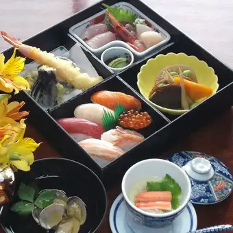 【寿司御膳4520円】店内用。